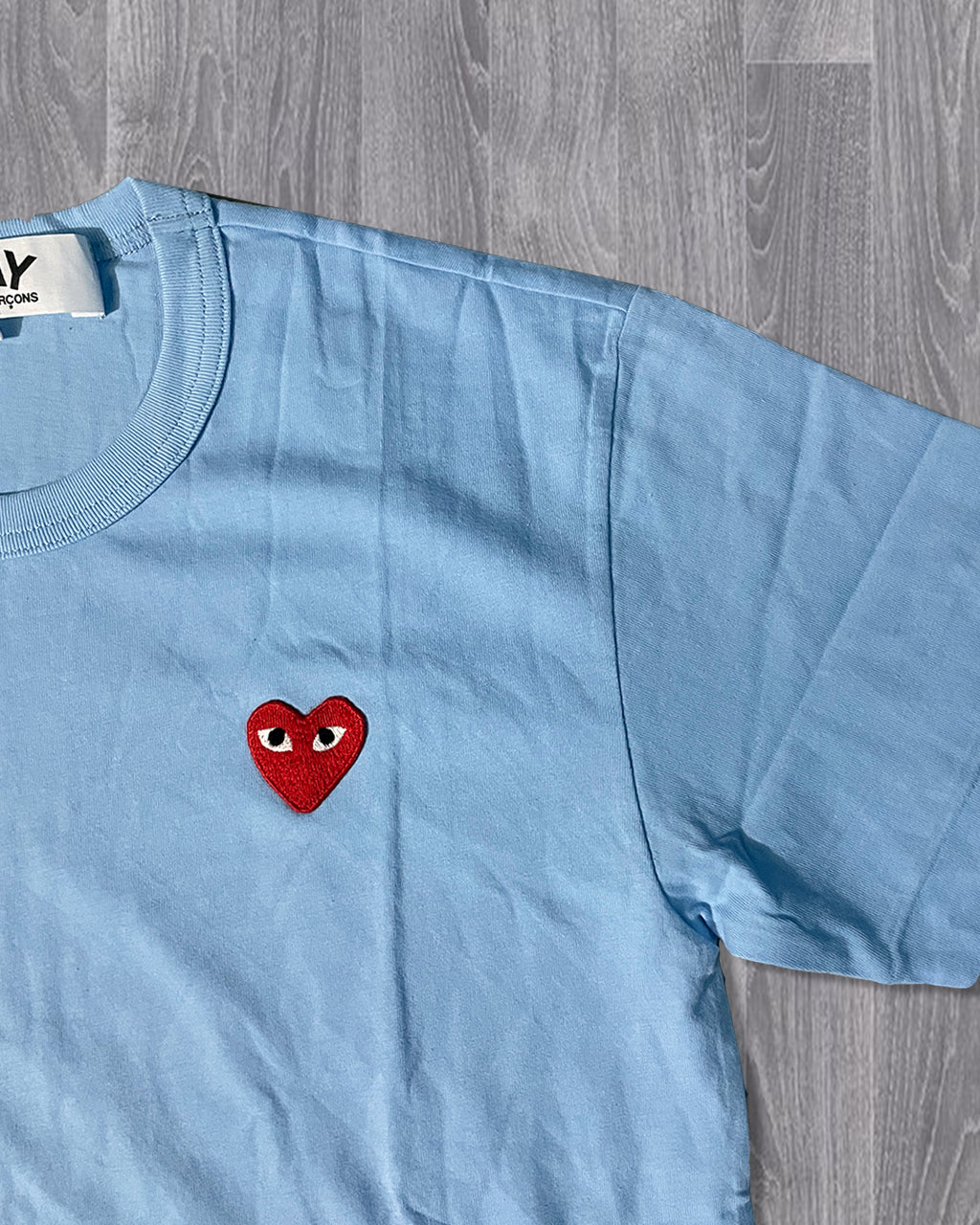 CDG "Single Heart" Tee