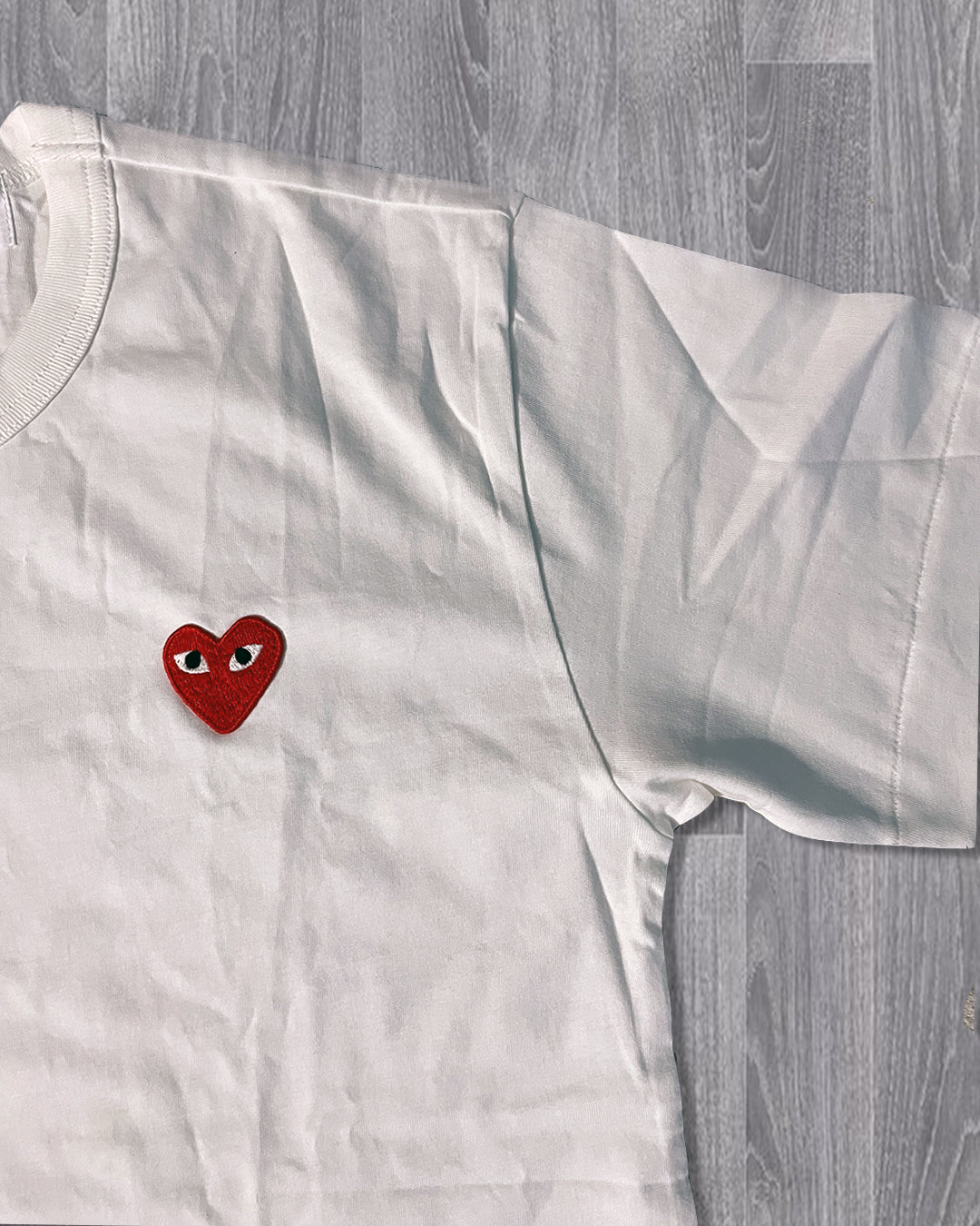 CDG "Single Heart" Tee
